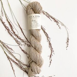 Yarn Flax and Twine Daytime Linen DK Light Worsted Weight Stone Knit Crochet NWT